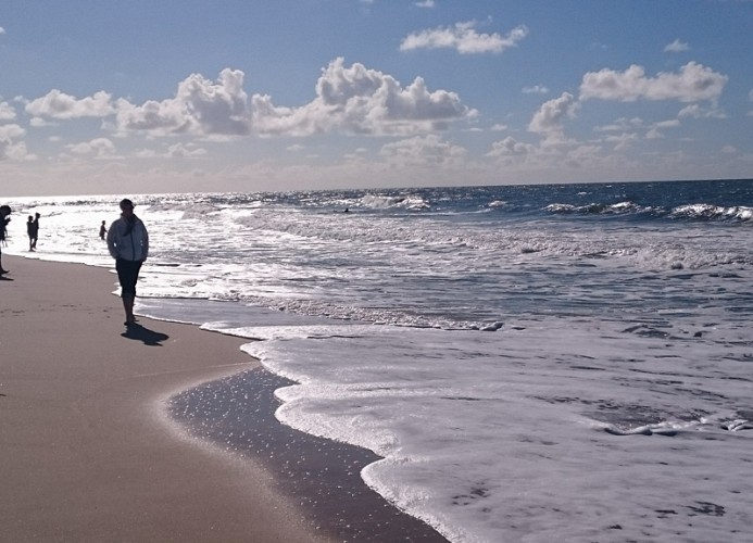 Schöner Strandspaziergang