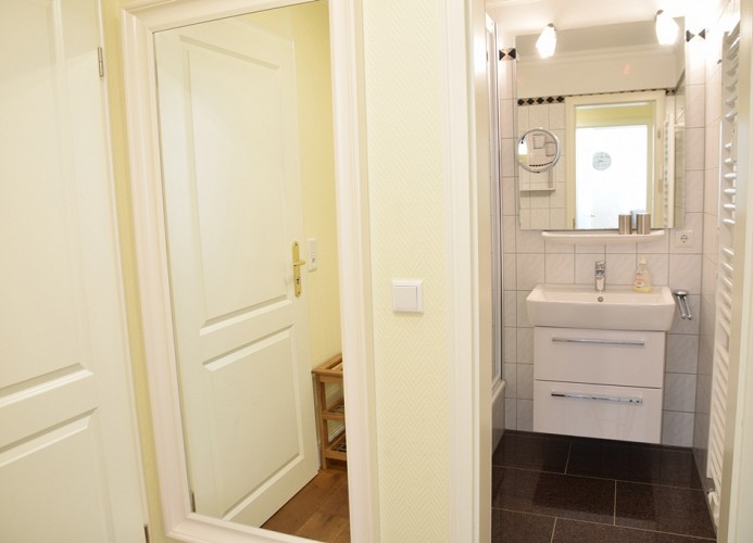 Blick ins Badezimmer